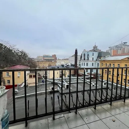 Apartment Near Arena
